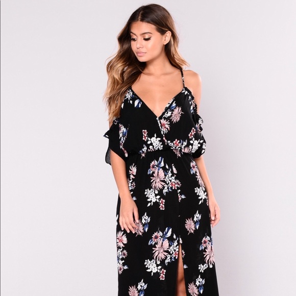 NWT black floral deep v maxi dress - Picture 4 of 7